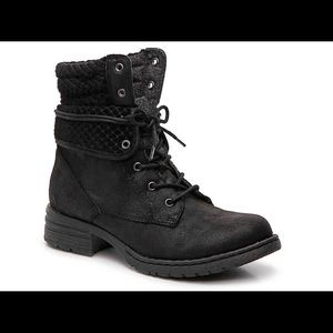 Perfect For Fall Black Leather Booties!!